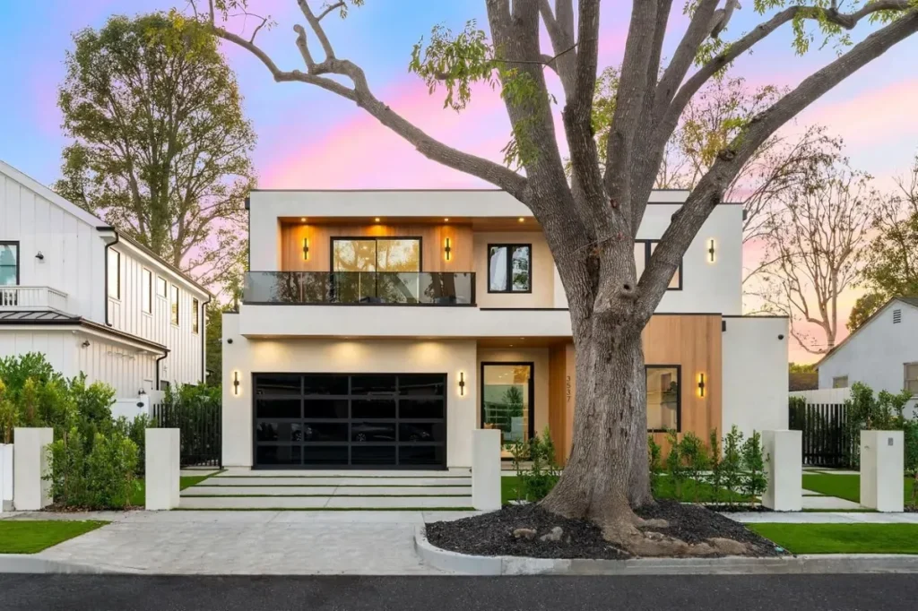 Trends Shaping Modern Living Spaces